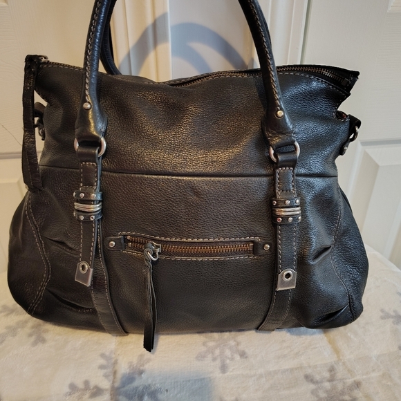 The Sak Handbags - The Sak Black Leather Classic Shoulder And Crossbody Bag